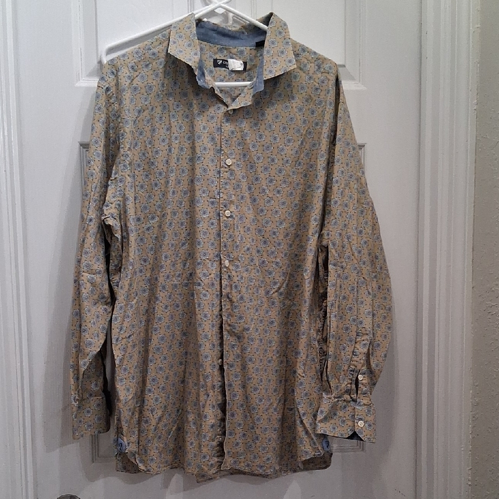 Daniel Cremieux Beige and Blue Patterned Shirt